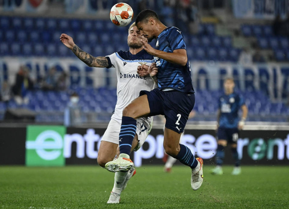 爱游戏官方网站-关于费耶诺德迎欧超杯关键赛，转会期篮板制胜，更衣室稳定，赛程密集仍需轮换的信息