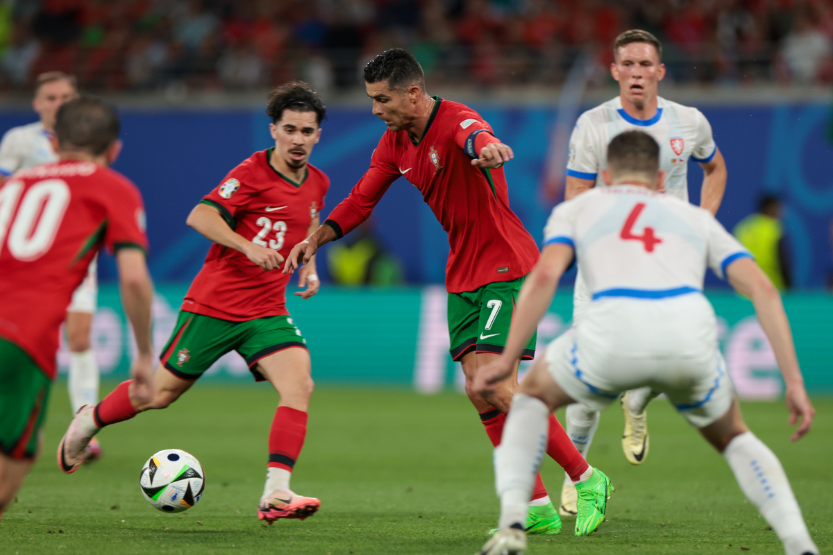 爱游戏中国-北京首钢遗憾出局备战欧超杯赛前国际米兰调整名单以备CBA常规赛，这一次真的浙江稠州清晨刷新队史纪录的简单介绍